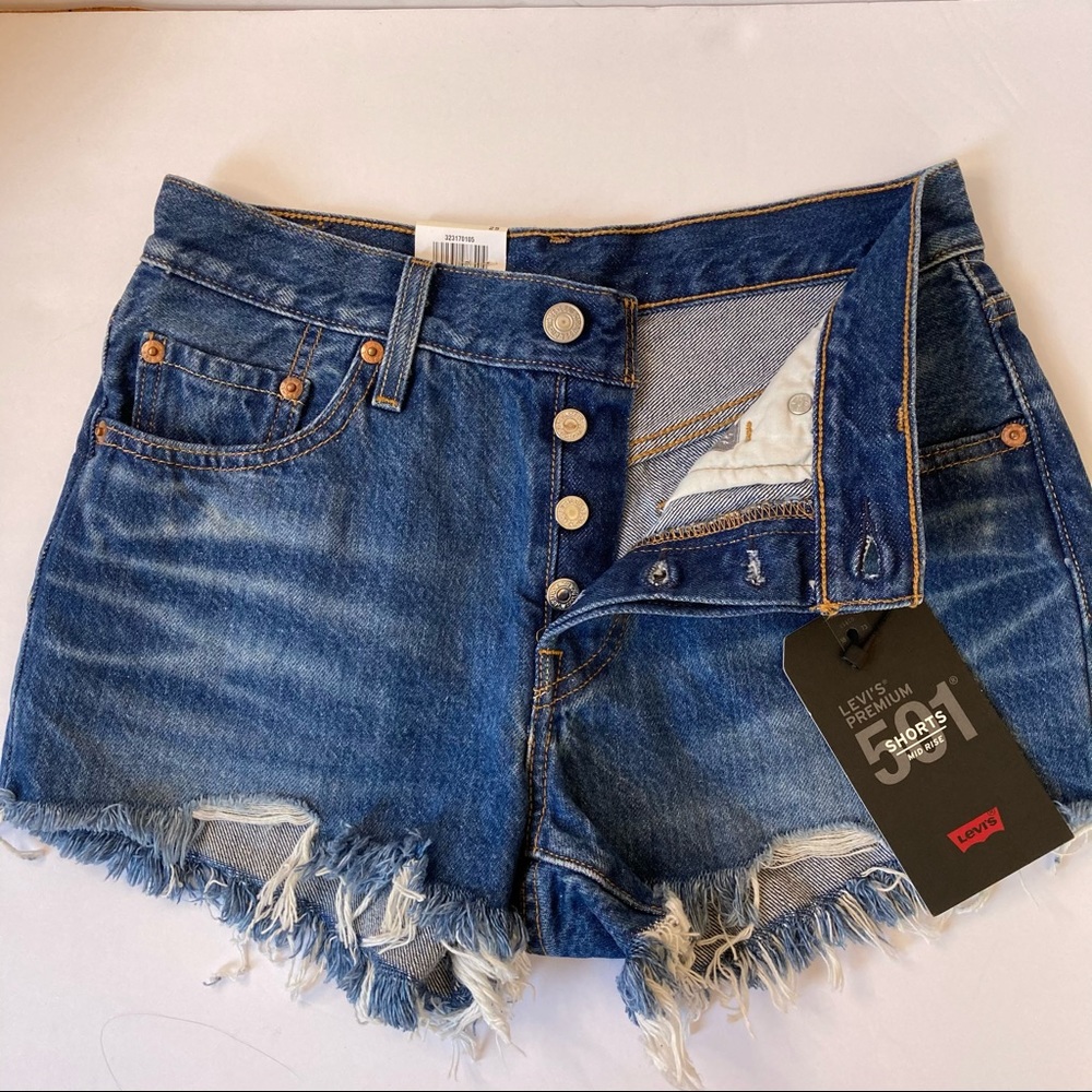 NWT Levi’s 501 shorts mid rise button fly cutoffs